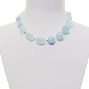 Collier court en aigue-marine