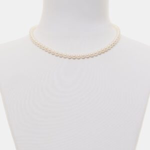 Collana corta in Perle con Chiusura in Argento