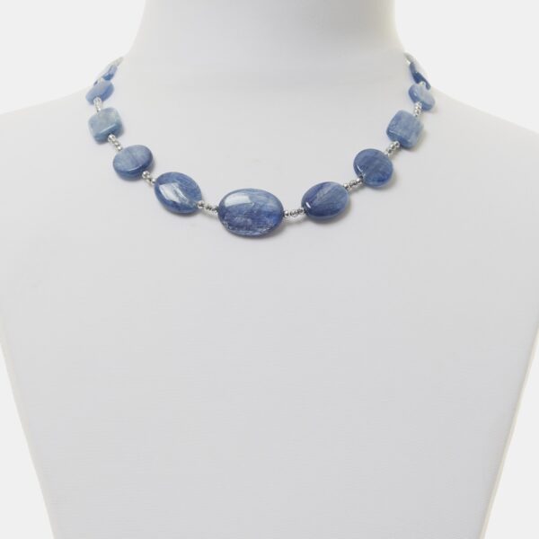 Collana corta in Cianite ed Ematite