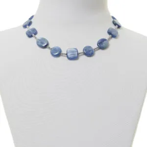 Collana corta in Cianite ed Ematite