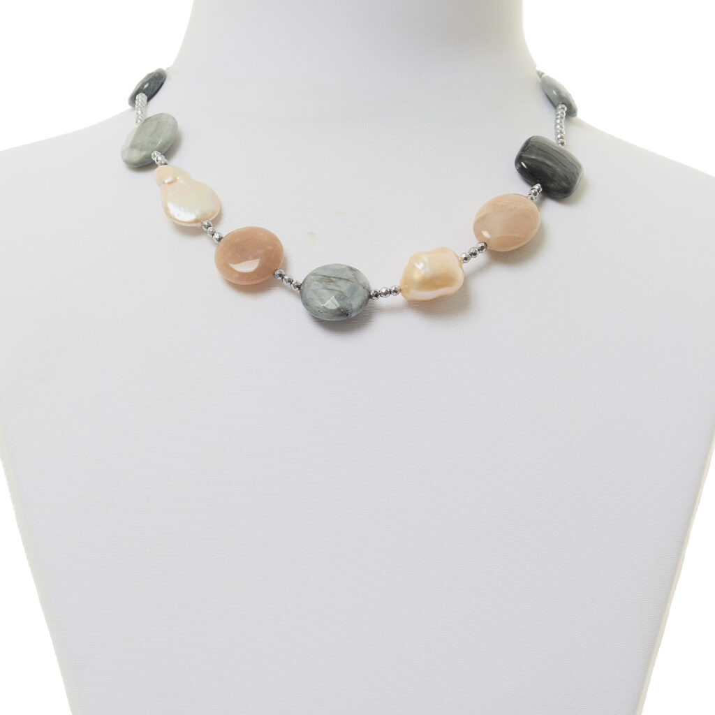 Collana in Perle, Occhio di Gatto e Pietra di luna