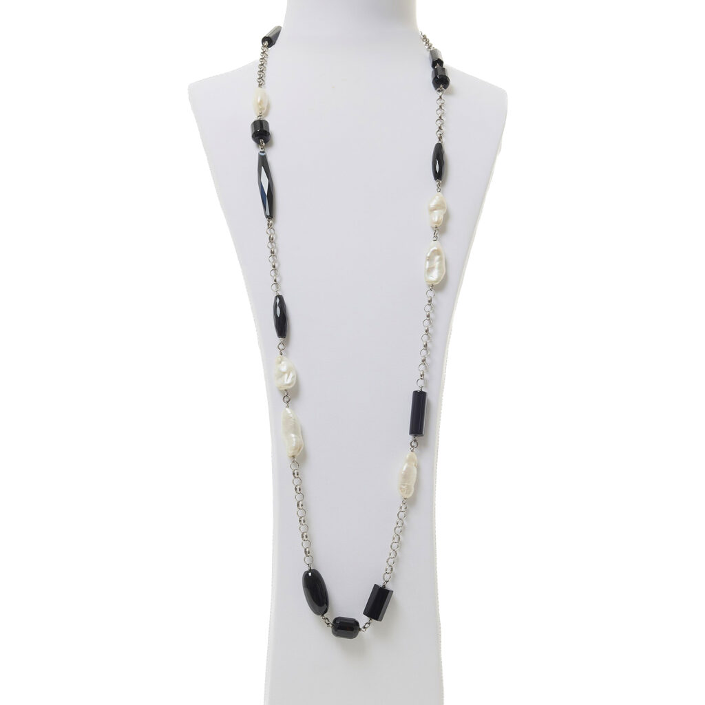 Collana in Agata nera e Perle, con Argento