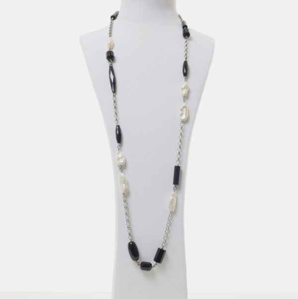 Collana in Agata nera e Perle, con Argento