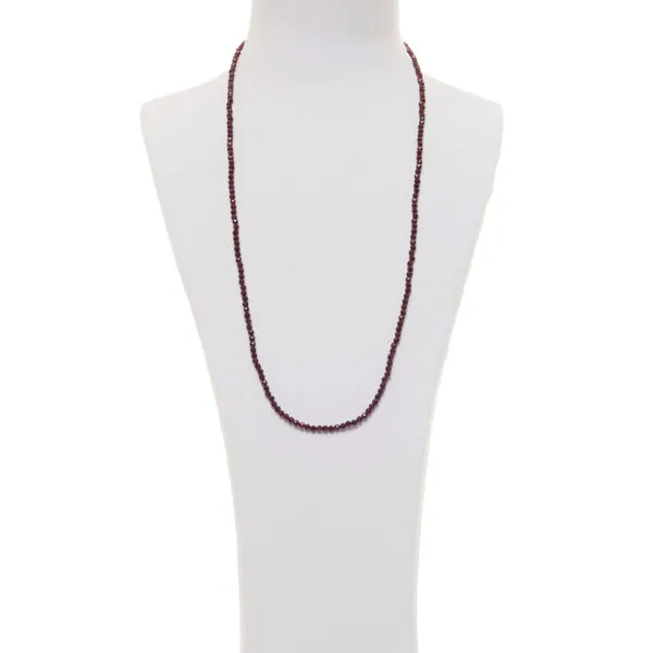 Collana di media lunghezza in Granato