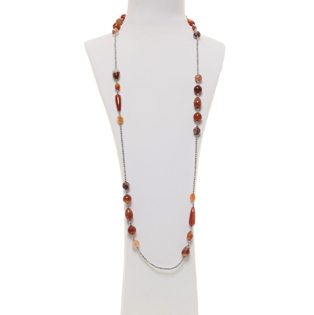 Collana in Agata e Corniola, Con Ematite