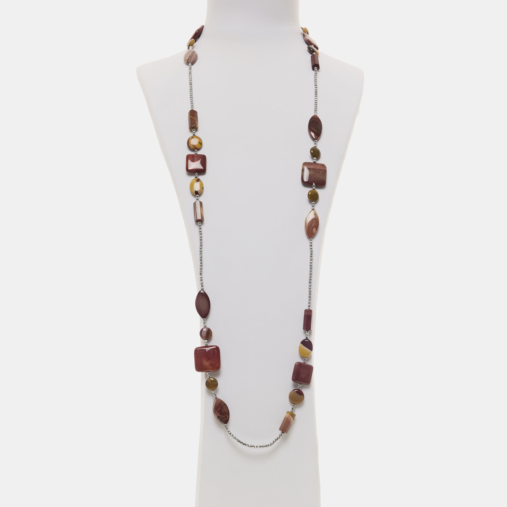 Collana lunga in Mokaite ed Ematite Collana lunga in Mokaite ed Ematite