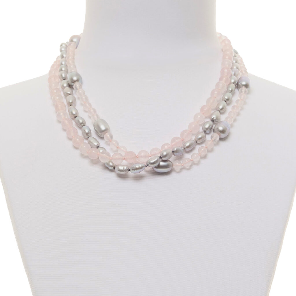 Collana a tre fili in Quarzo Rosa e Perle