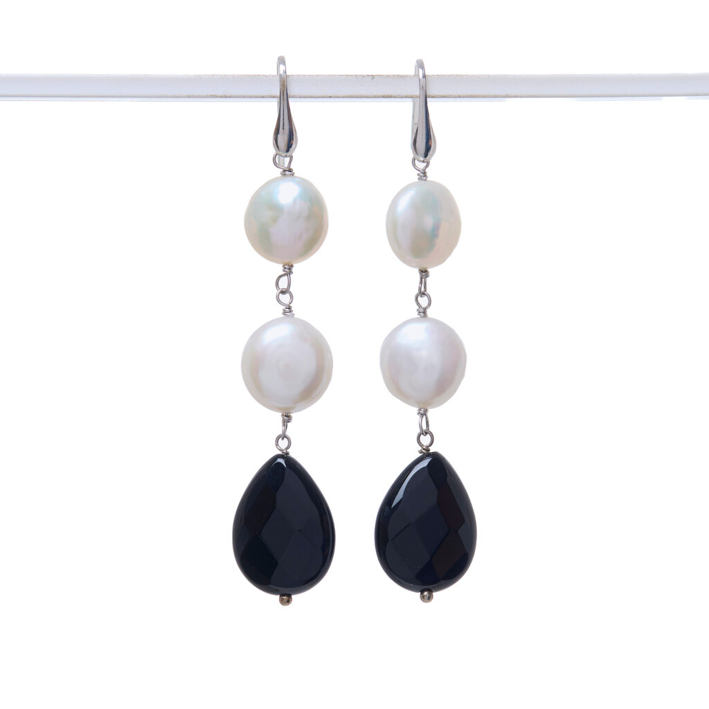 Orecchini in Agata Nera e Perle