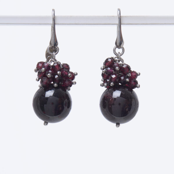 Orecchini con Granato ed Argento