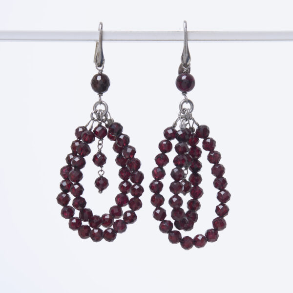 Orecchini con Granato ed Argento