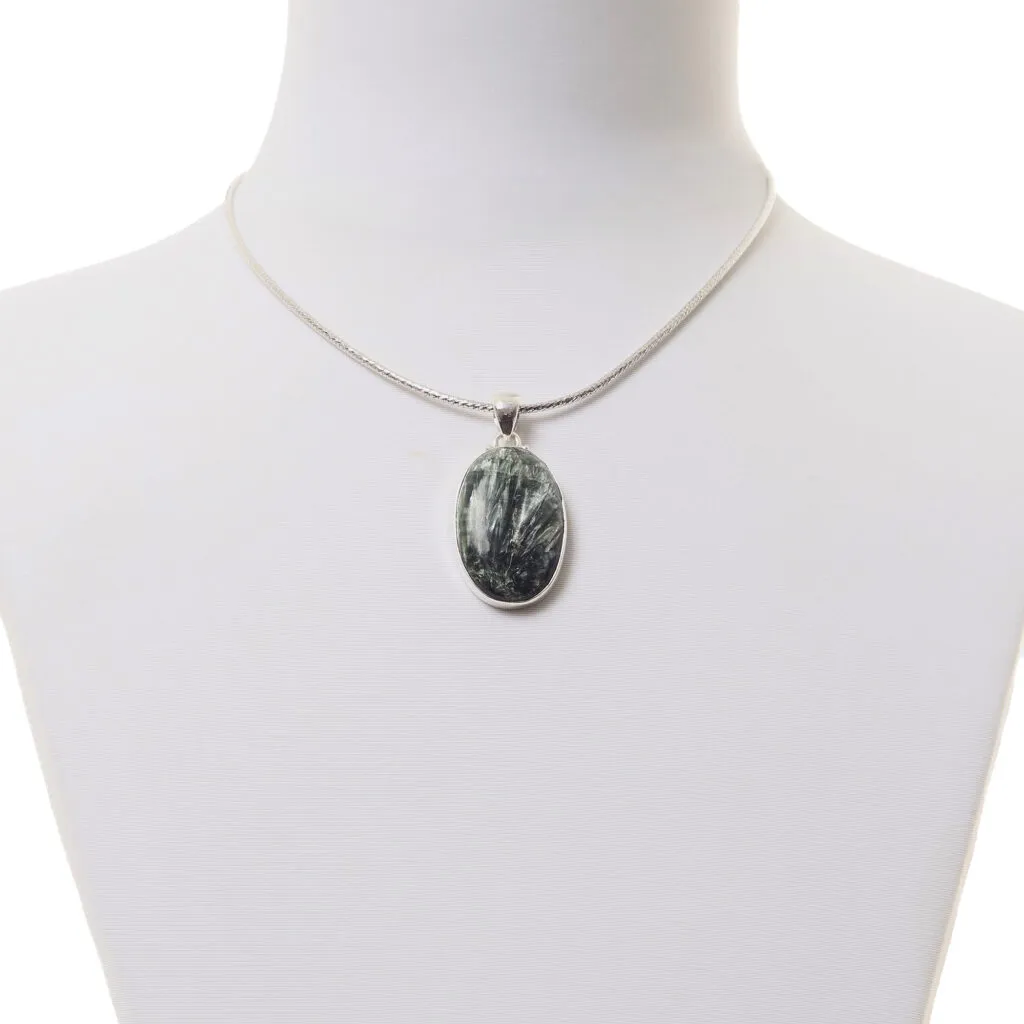 Ciondolo in Serafinite ed Argento