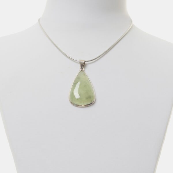 Ciondolo in Prehnite con Argento
