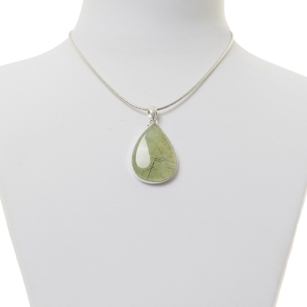 Ciondolo in Prehnite con Argento