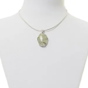Ciondolo in Prehnite Ovale ed Argento