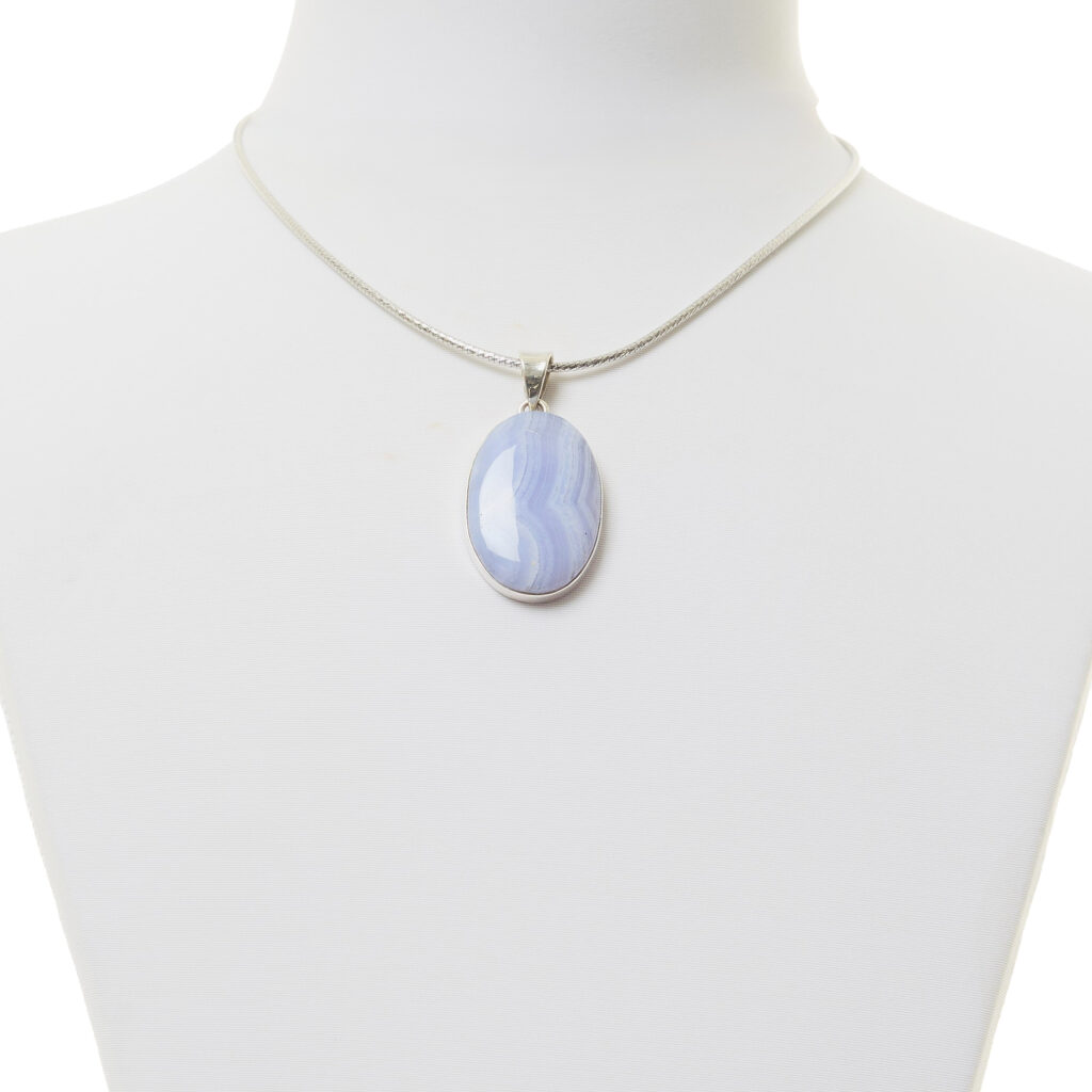 Ciondolo in Calcedonio ed Argento