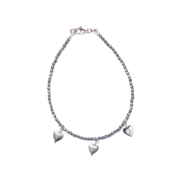 Bracciale in Ematite Rodiata con elementi Charms a Cuore