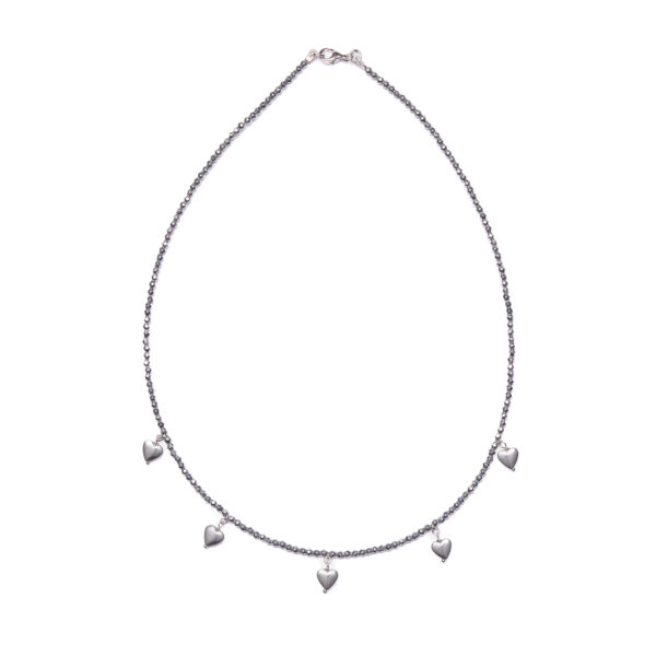 Collana in Ematite Rodiata con elementi Charms a Cuore
