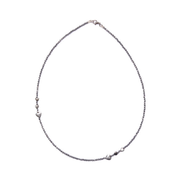 Collana in Ematite Rodiata con elementi a Cuore