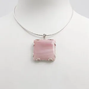 Ciondolo in Opale Rosa Quadrato