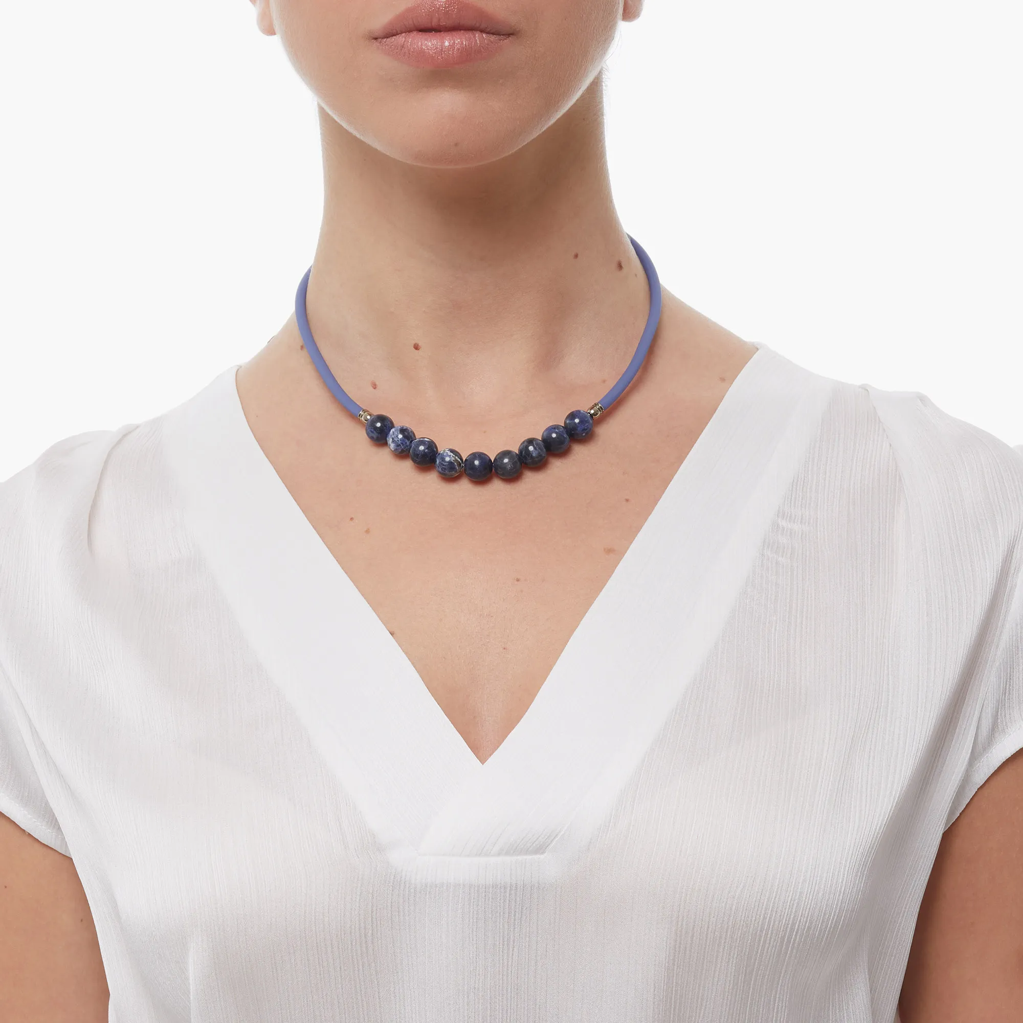 Collana in gomma e Sodalite