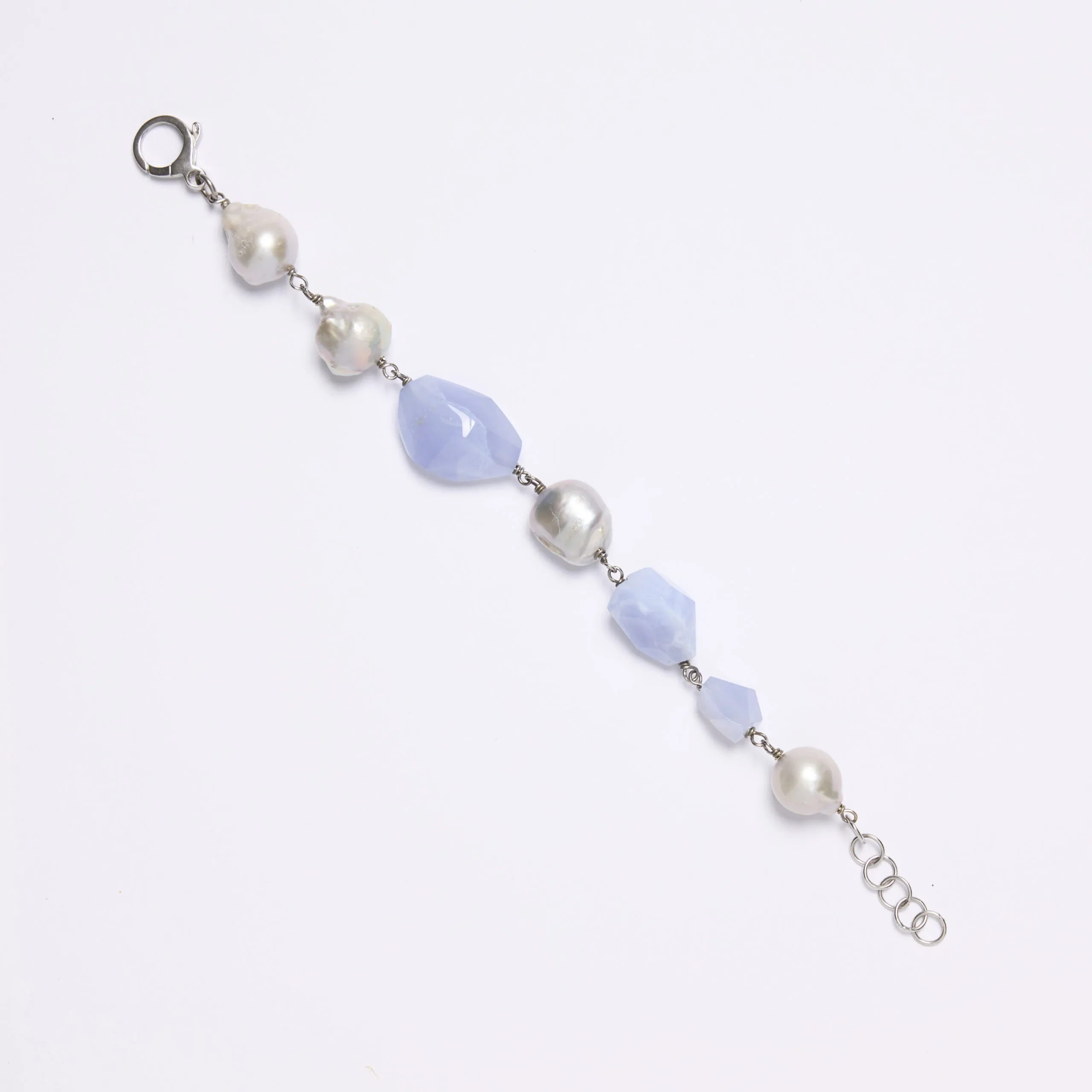 Bracciale rilegato in Calcedonio e Perle