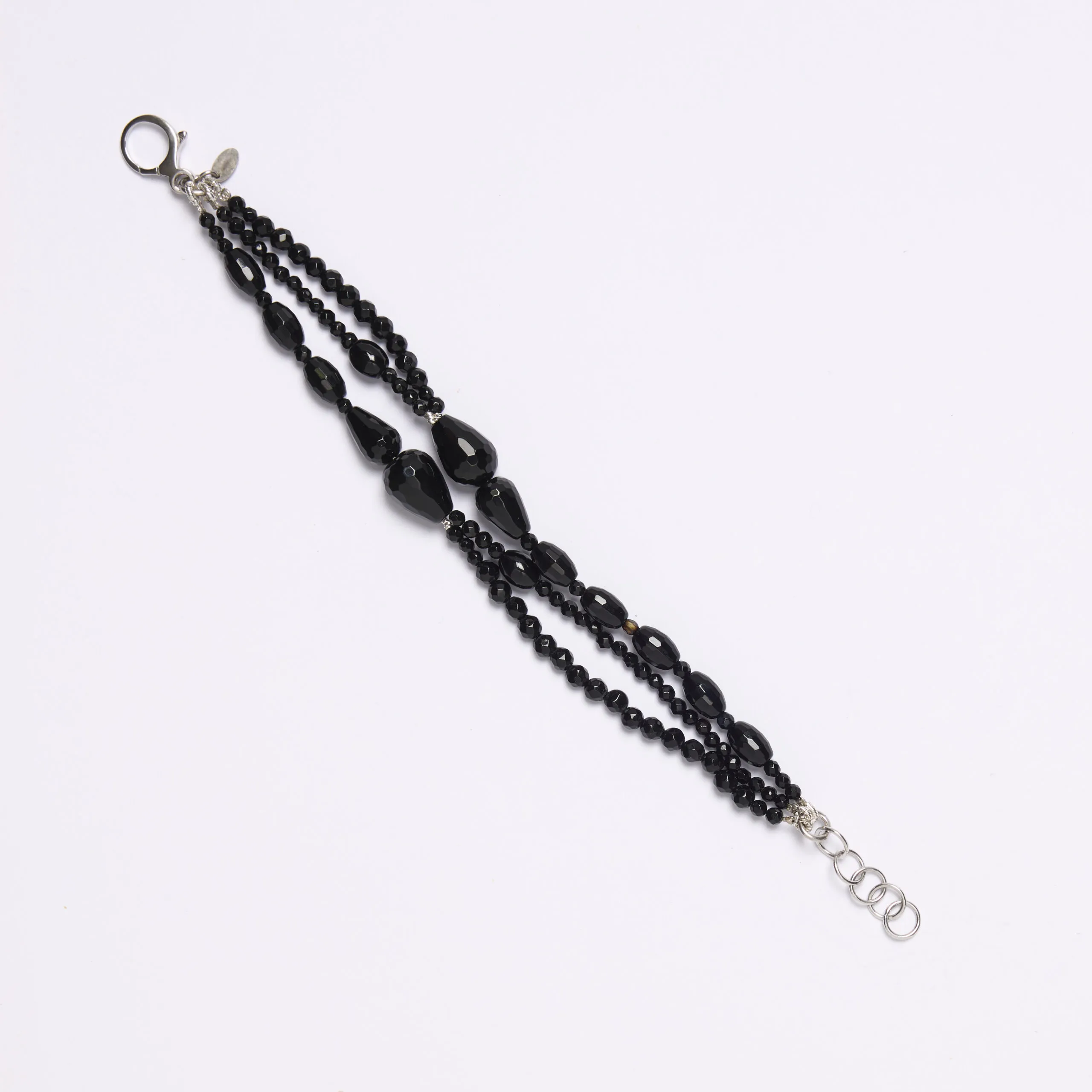 Bracciale e tre fili in Agata Nera