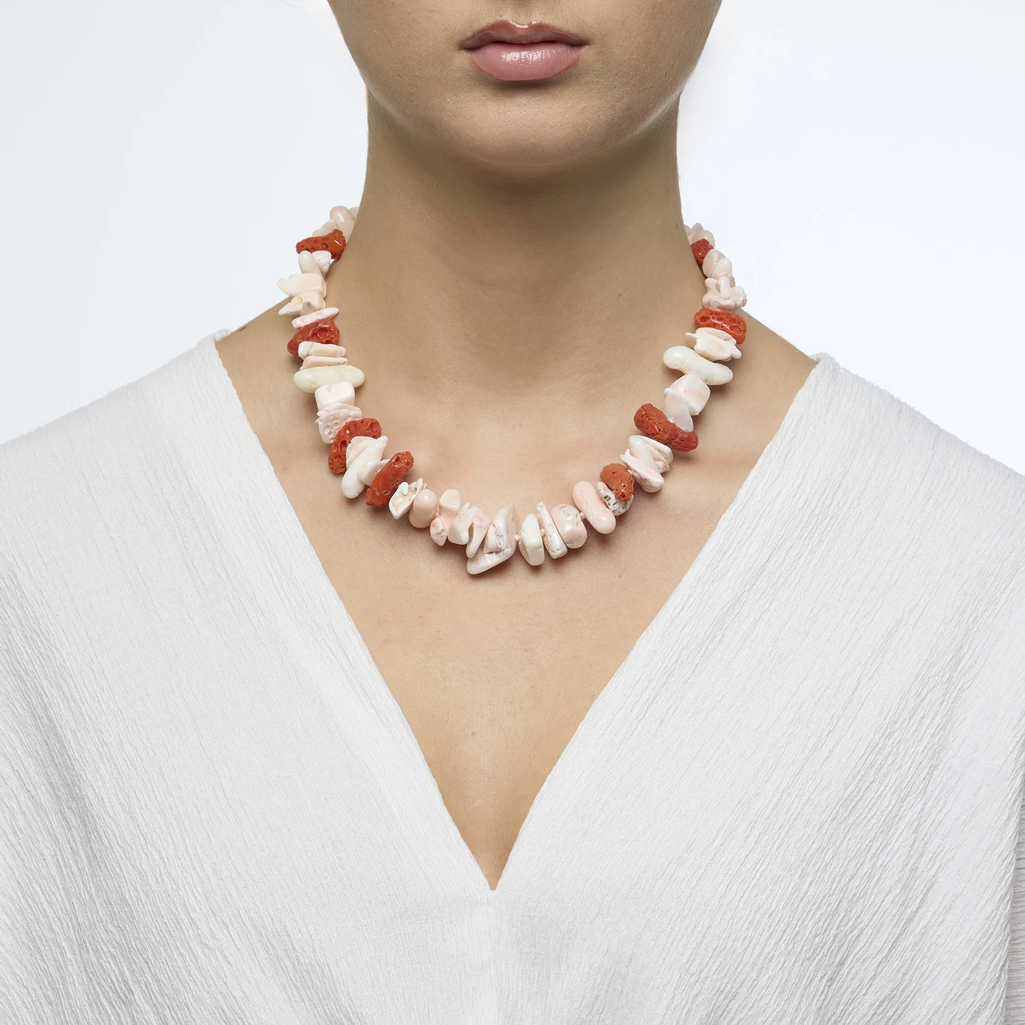 Collana in Corallo rosso e Pelle d'Angelo