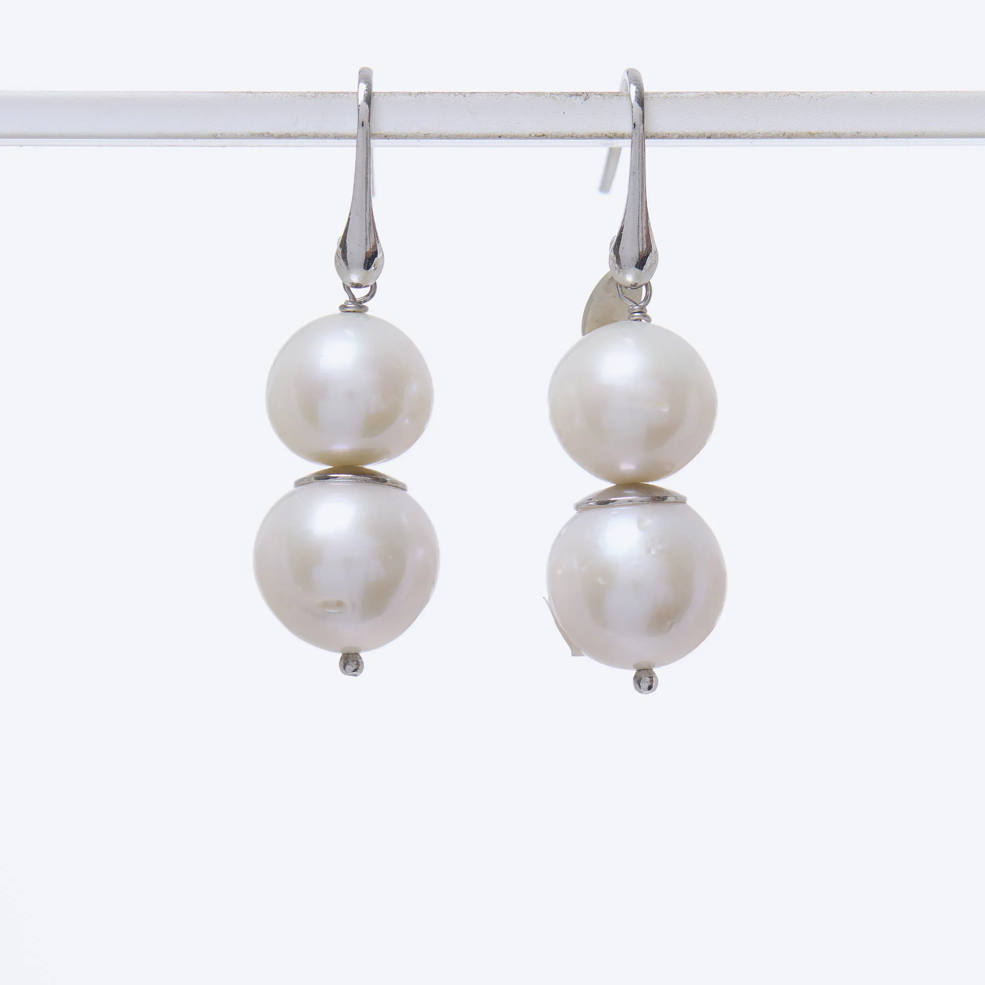 Orecchini in Perle ed elementi in Argento